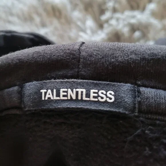 TALENTLESS WOMENS CIRCLE LOGO HOODIE - Size L - Black - Picture 7 of 8